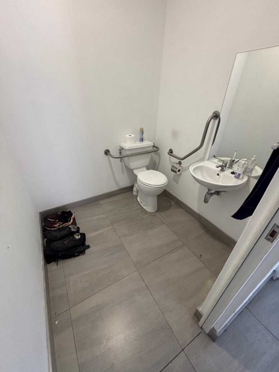 To Let commercial Property for Rent in Bonnie Brae Western Cape